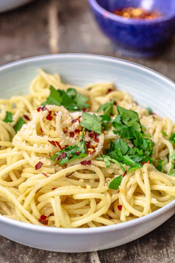 Classic Spaghetti Aglio e Olio Recipe