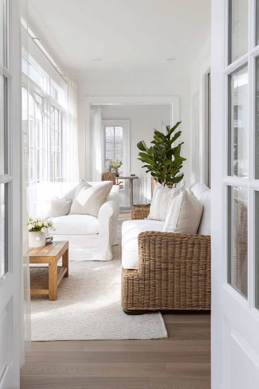 7 minimal bright clean room